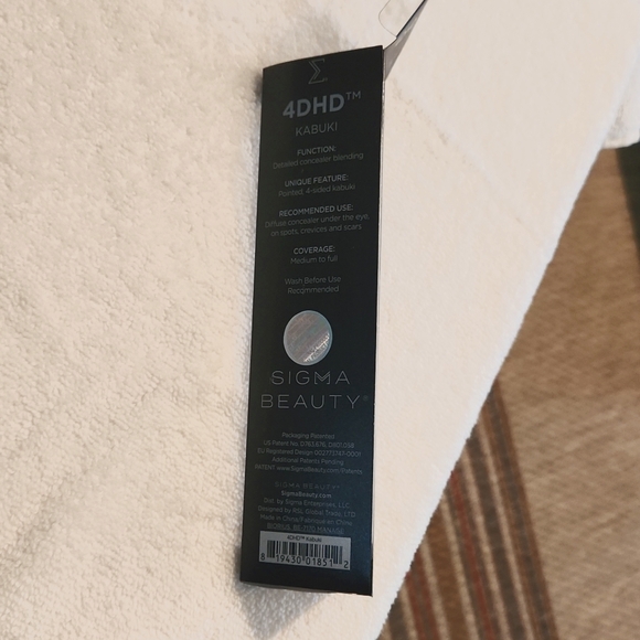 SIGMA 4DHD KABUKI FOUNDATION BRUSH NWOT - Picture 4 of 4